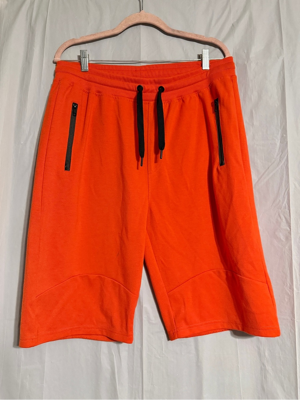 Bleecker & Mercer Men’s Large Orange Fleece Shorts Black Zip Pockets Drawstring